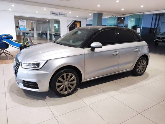 AUDI A1 1.4 TFSI SPORTBACK ATTRACTION 16V 122CV GASOLINA 4P S-TRONIC